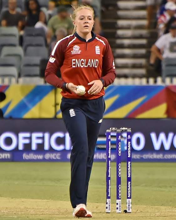 Sarah Glenn: English cricketer