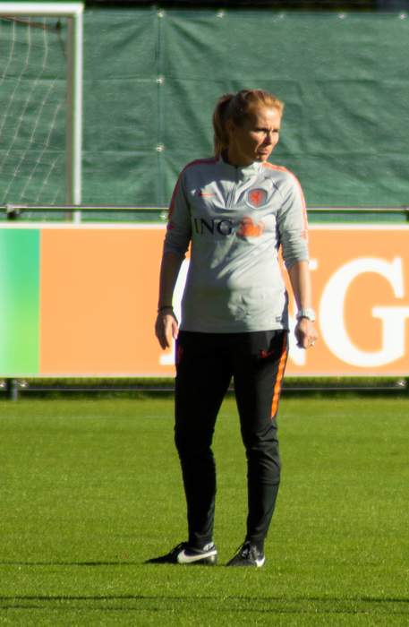 Sarina Wiegman: Dutch footballer and manager (born 1969)