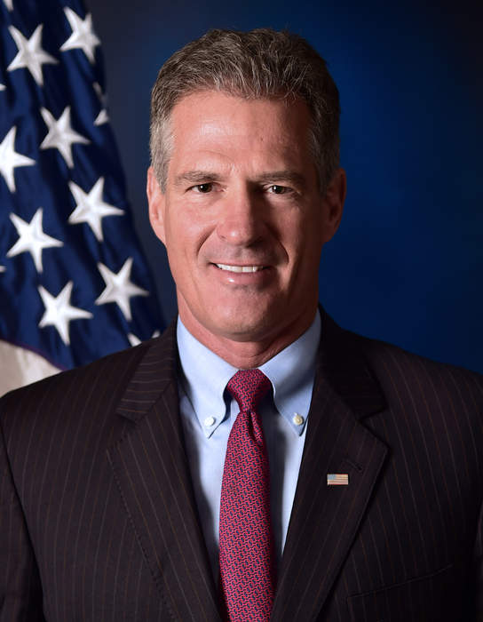 Scott Brown (politician): American diplomat and politician (born 1959)