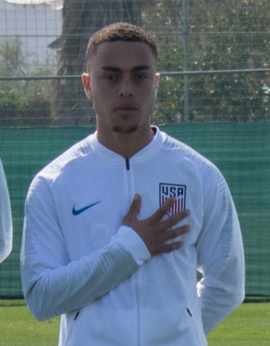 Sergiño Dest: American soccer player (born 2000)