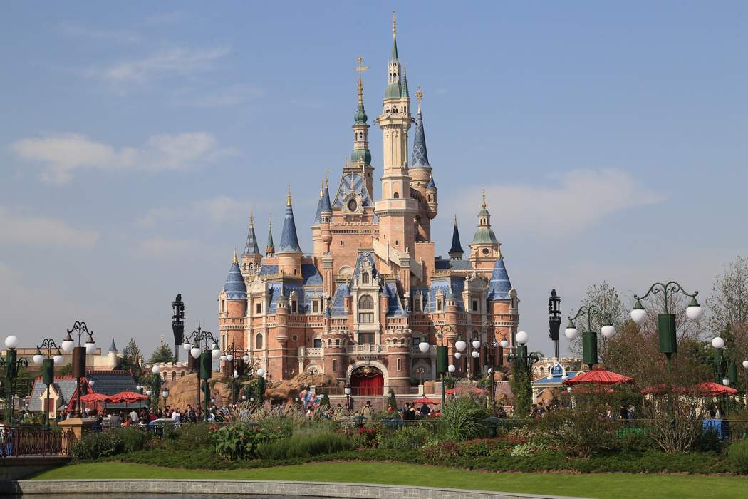 Shanghai Disneyland: Theme park