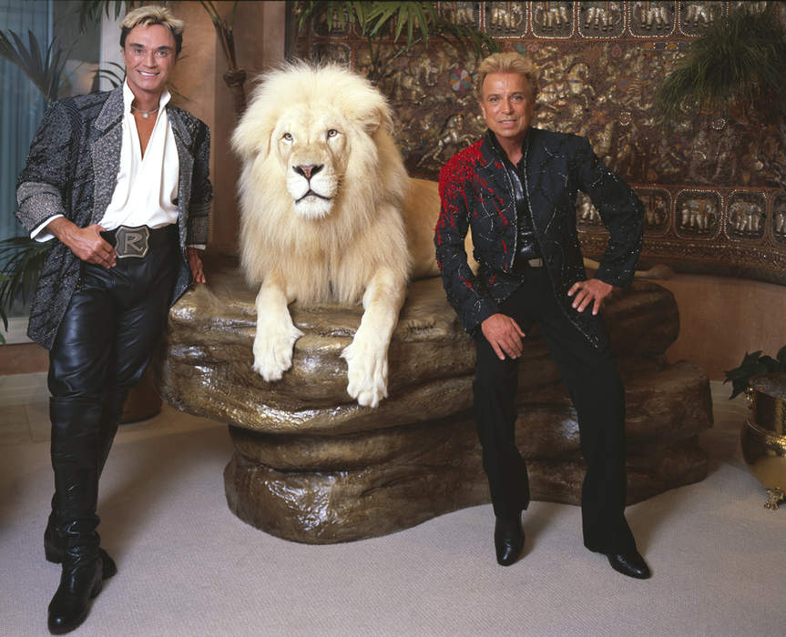 Siegfried & Roy: German-American animal trainer, circus and stage magician duo