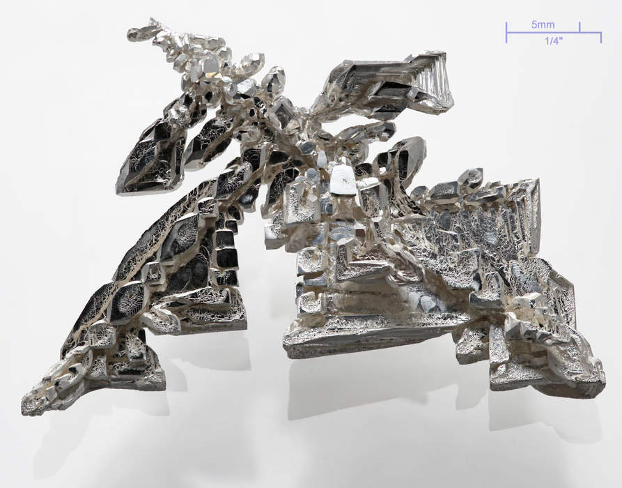Silver: Chemical element with atomic number 47 (Ag)