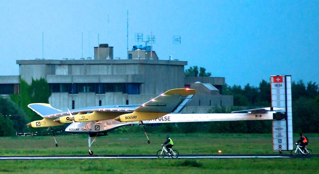 Solar Impulse: Long-range solar-powered aircraft