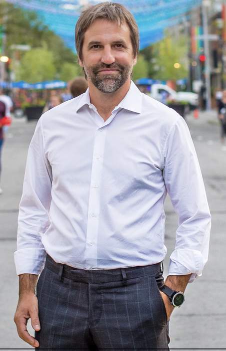 Steven Guilbeault: Canadian politician and environmentalist (born 1970)