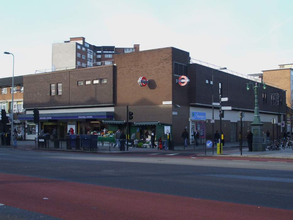 Stockwell tube station: London Underground station