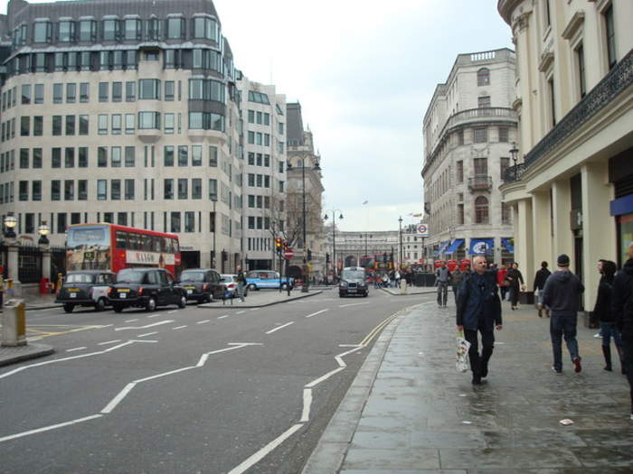 Strand, London: Major thoroughfare in the City of Westminster, London, England