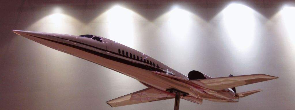 Supersonic business jet: 