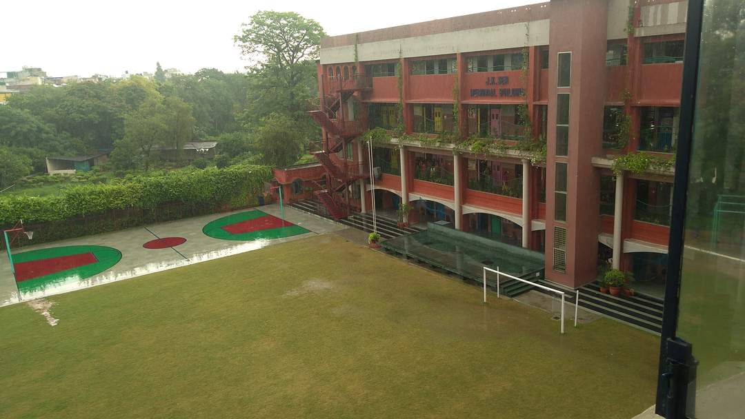 Tagore International School: Private international school in New Delhi, India