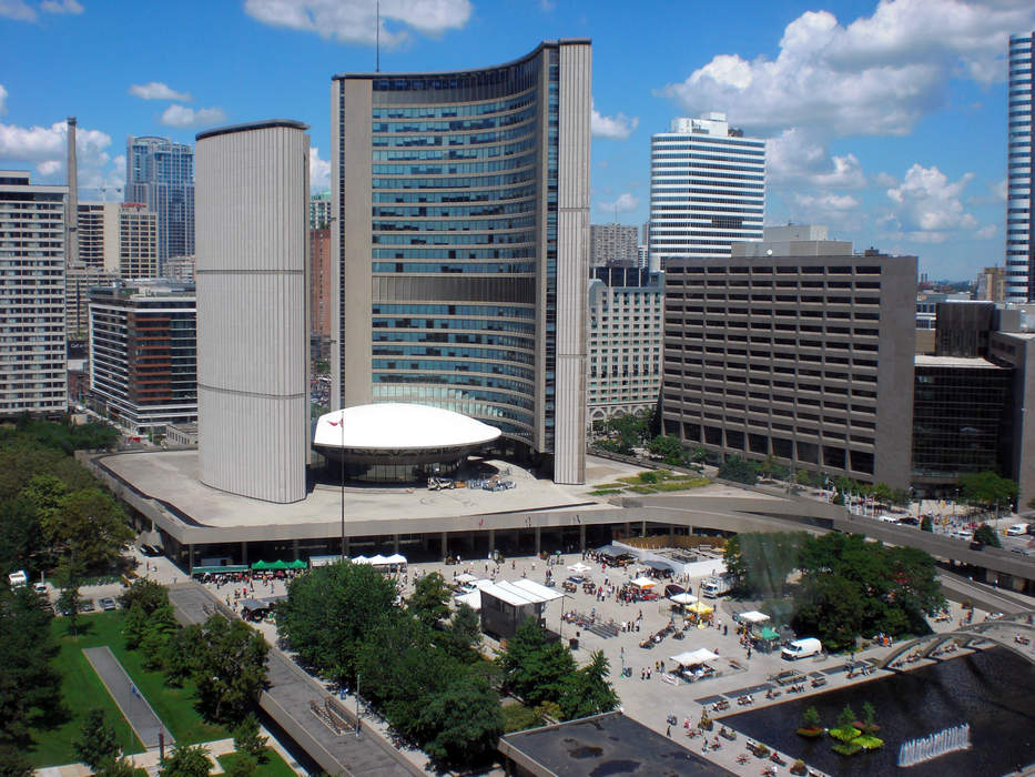 Toronto City Hall: 