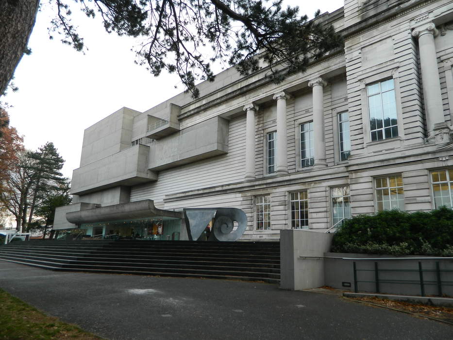 Ulster Museum: Part of the National Museum of Northern Ireland