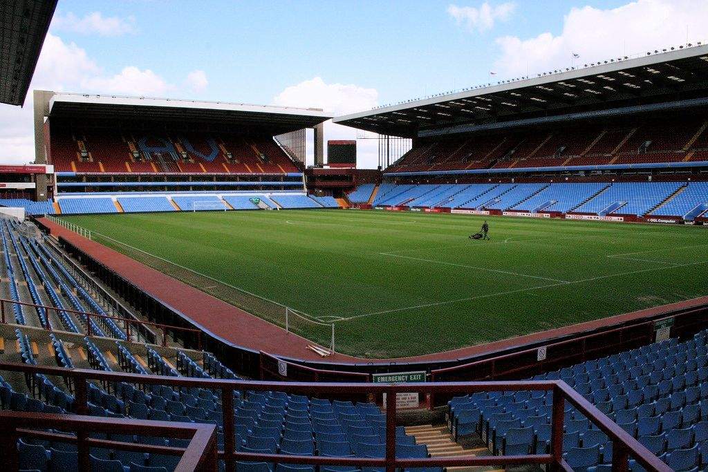 Villa Park: Football stadium in Aston, Birmingham