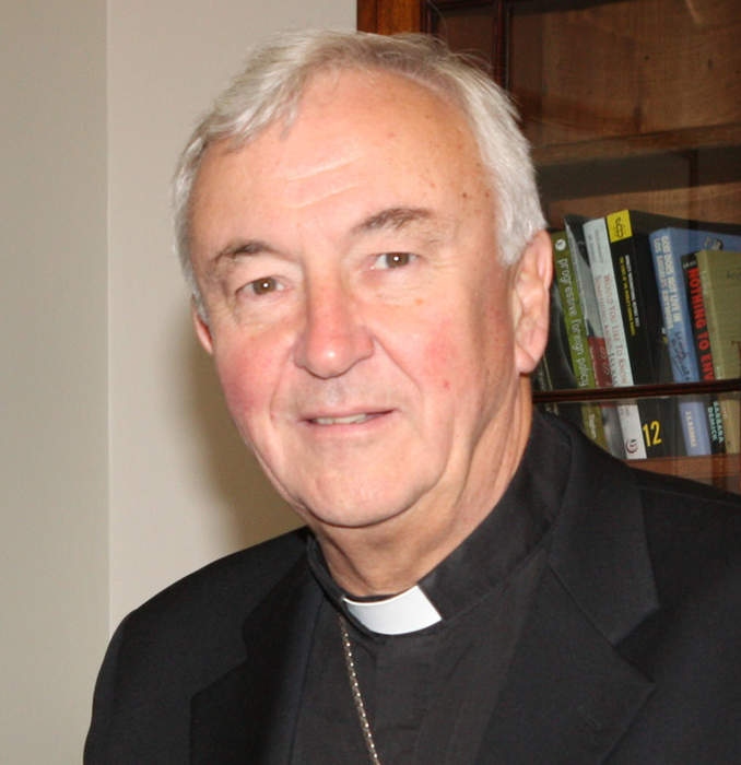 Vincent Nichols: British Catholic prelate (born 1945)