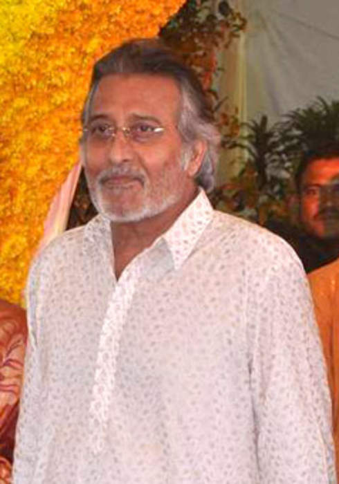 Vinod Khanna: Indian actor, director, politician