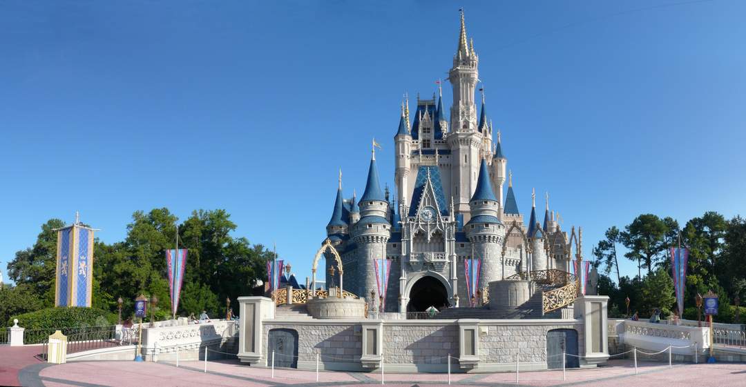 Walt Disney World: Entertainment resort in America