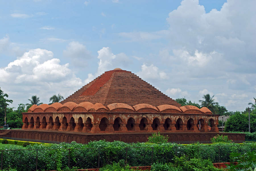 West Bengal: State in Eastern India