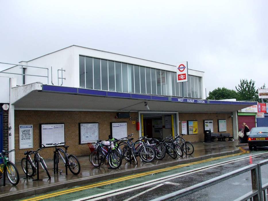 West Ruislip station: London Underground and railway station