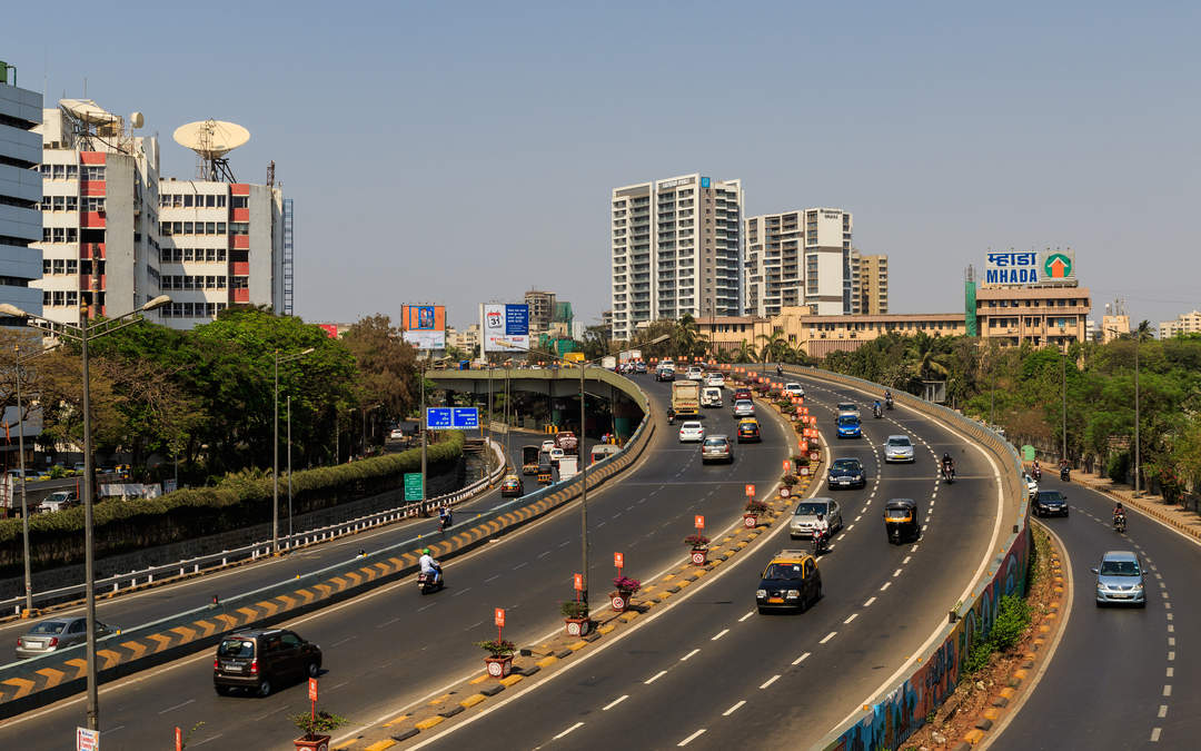 Western Express Highway: Motorway in Mumbai