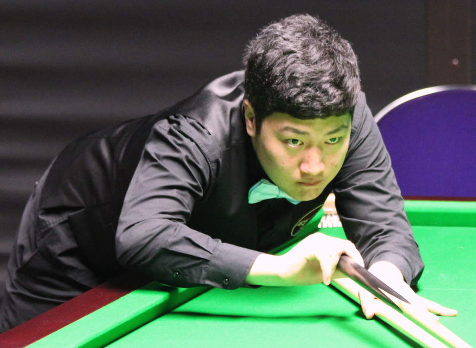 Yan Bingtao: Chinese snooker player