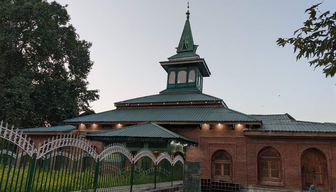 Ziyarat Naqshband Sahab: Muslim shrine in Srinagar, India